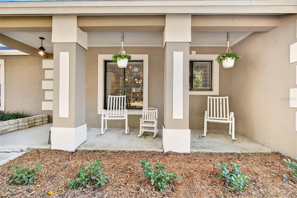 Active With Contract: $399,000 (3 beds, 2 baths, 1493 Square Feet)