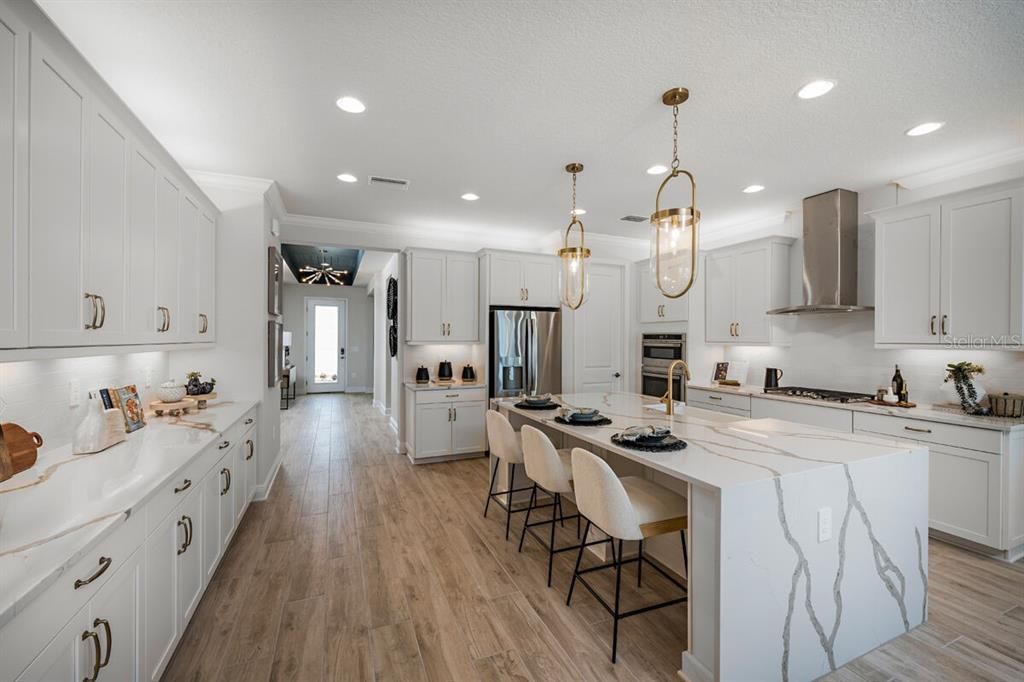 На продажу: $560,265 (3 спален, 2 ванн, 2336 Квадратных фут)