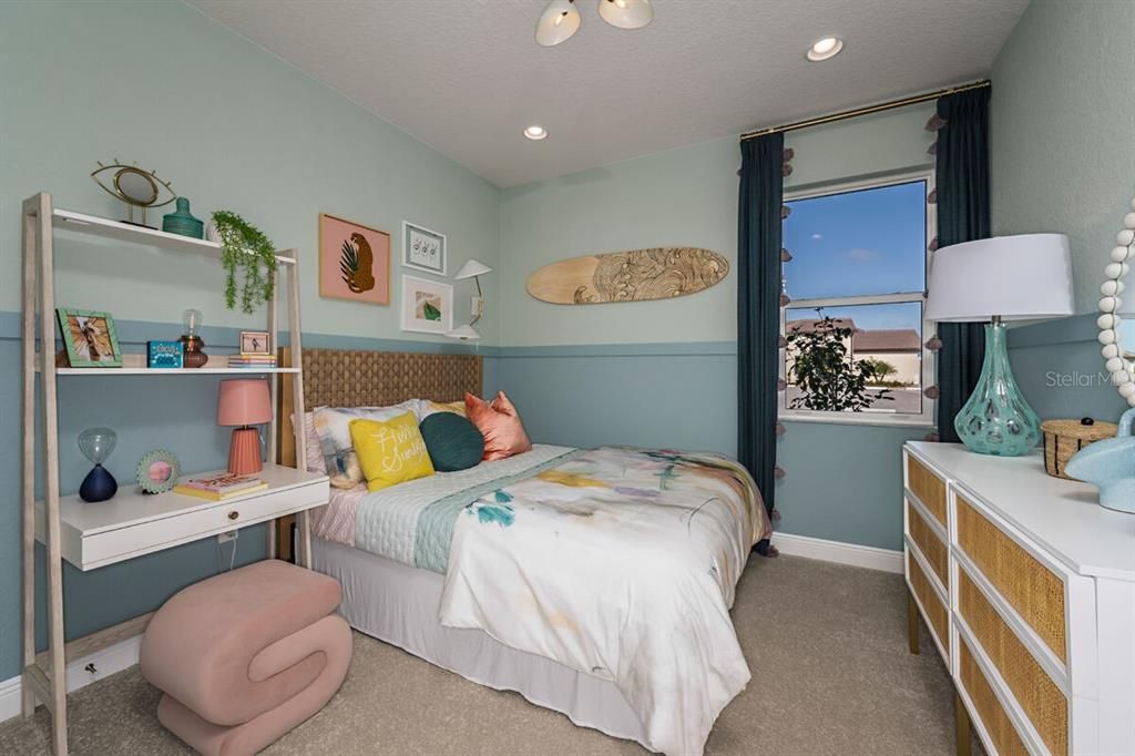 На продажу: $560,265 (3 спален, 2 ванн, 2336 Квадратных фут)