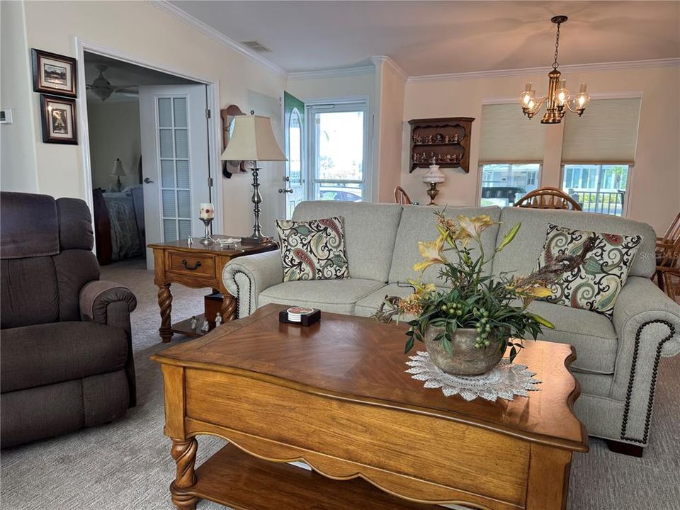 En Venta: $290,000 (3 camas, 2 baños, 1540 Pies cuadrados)