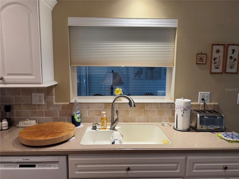 En Venta: $290,000 (3 camas, 2 baños, 1540 Pies cuadrados)