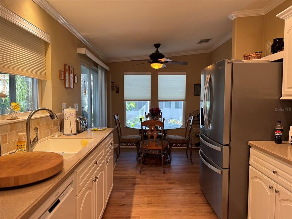 En Venta: $290,000 (3 camas, 2 baños, 1540 Pies cuadrados)