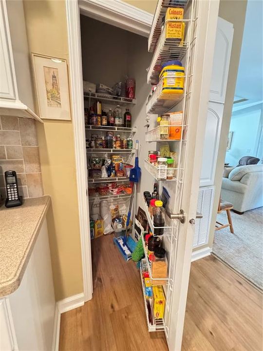 En Venta: $290,000 (3 camas, 2 baños, 1540 Pies cuadrados)