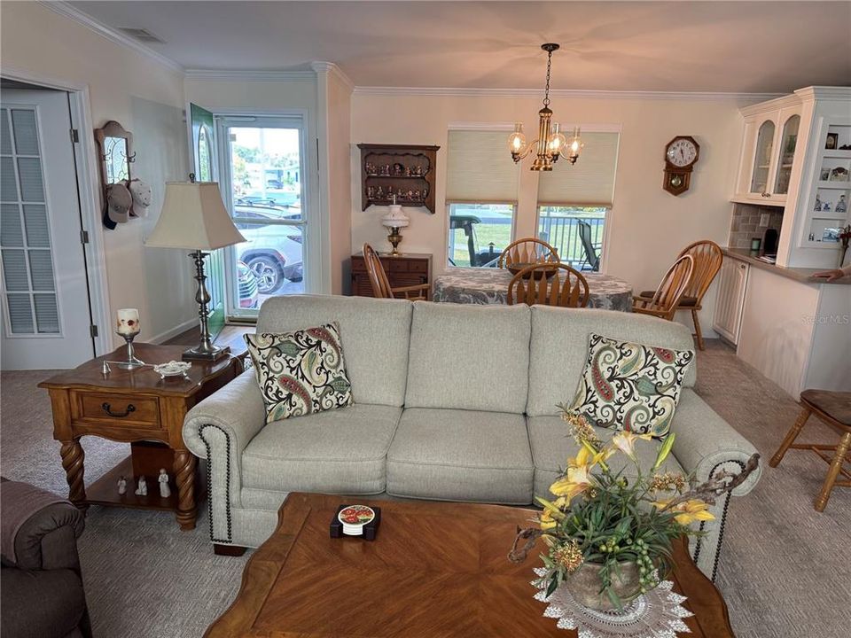 En Venta: $290,000 (3 camas, 2 baños, 1540 Pies cuadrados)