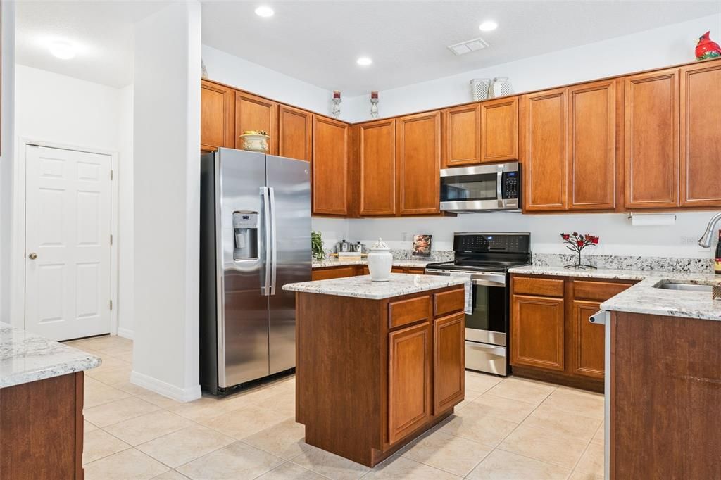 待售: $599,900 (4 贝兹, 3 浴室, 2512 平方英尺)