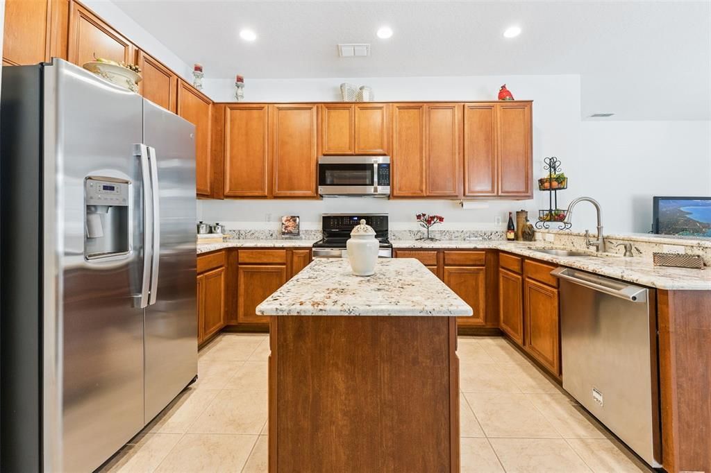 待售: $599,900 (4 贝兹, 3 浴室, 2512 平方英尺)