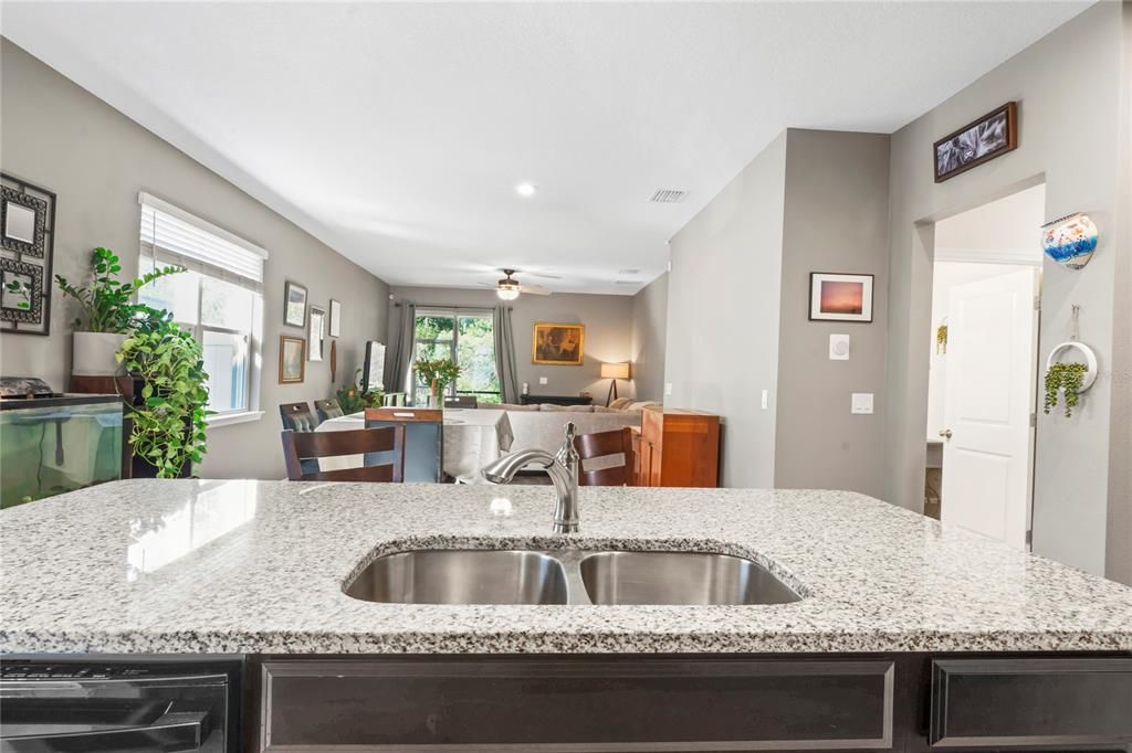 For Sale: $338,000 (3 beds, 2 baths, 1532 Square Feet)