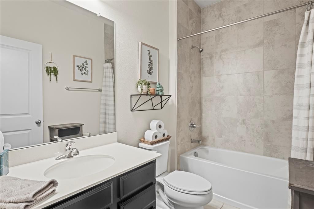 For Sale: $338,000 (3 beds, 2 baths, 1532 Square Feet)