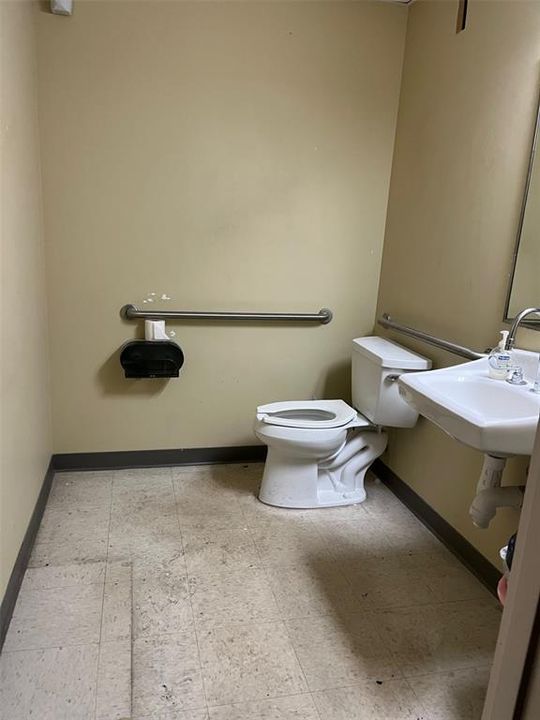 待售: $56,400 (0 贝兹, 0 浴室, 500 平方英尺)