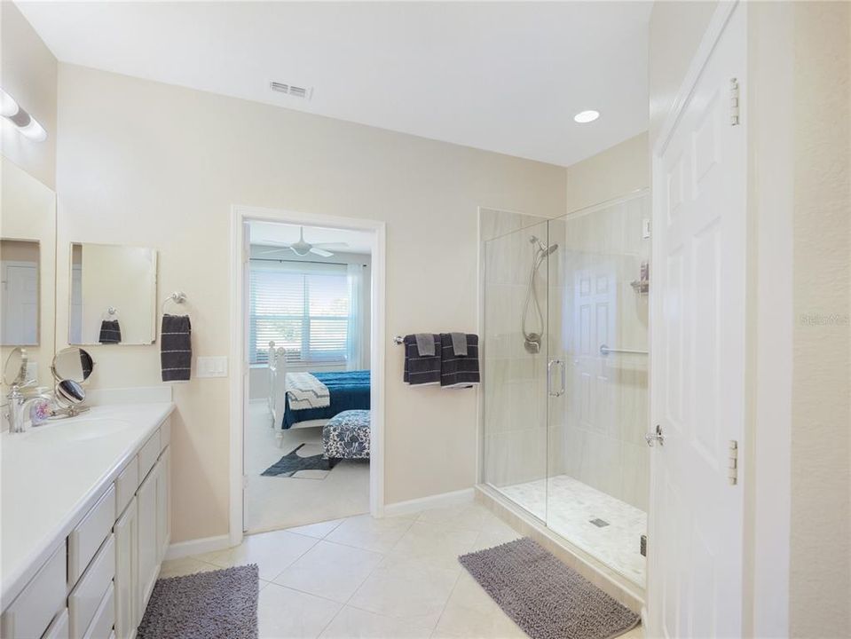 出租: $2,600 (2 贝兹, 2 浴室, 1696 平方英尺)