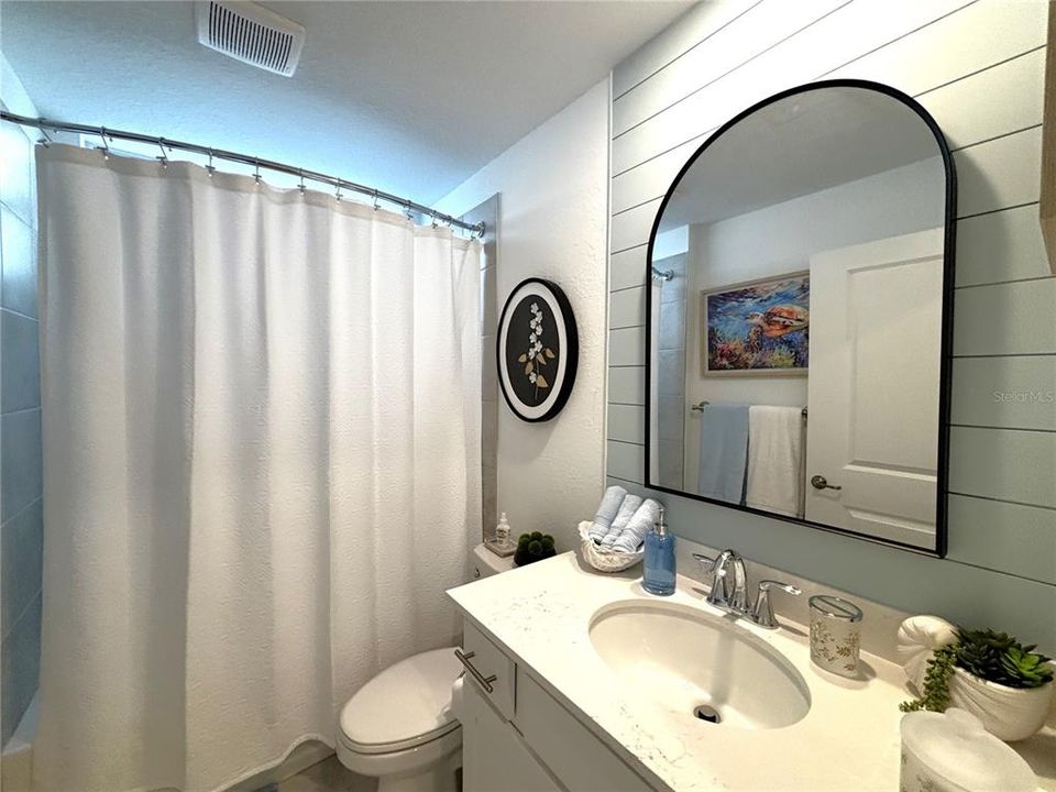 For Rent: $6,500 (2 beds, 2 baths, 1366 Square Feet)