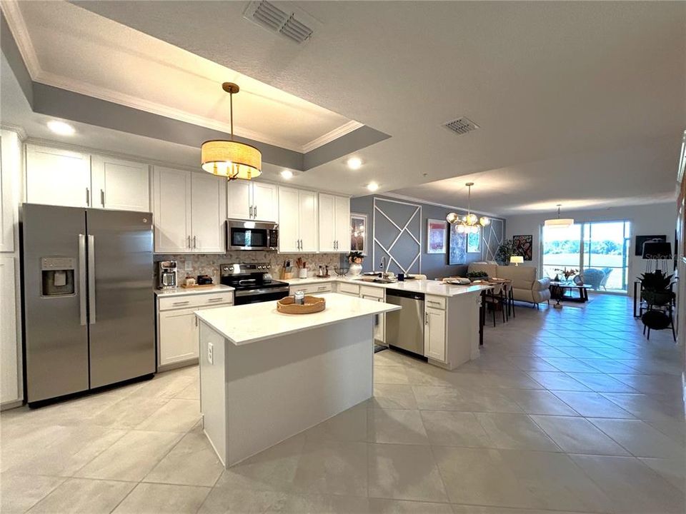 For Rent: $6,500 (2 beds, 2 baths, 1366 Square Feet)