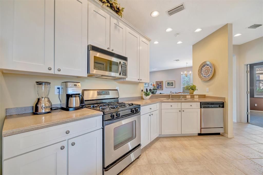 En Venta: $395,000 (2 camas, 2 baños, 1576 Pies cuadrados)