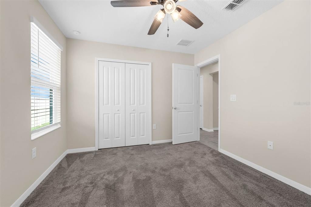 待售: $364,879 (4 贝兹, 2 浴室, 1850 平方英尺)