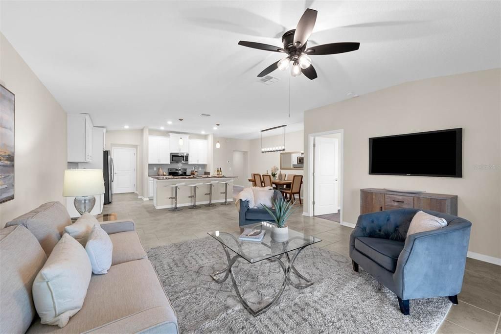 待售: $364,879 (4 贝兹, 2 浴室, 1850 平方英尺)