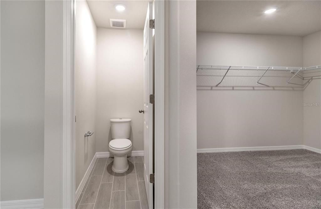 For Sale: $395,000 (4 beds, 3 baths, 2687 Square Feet)