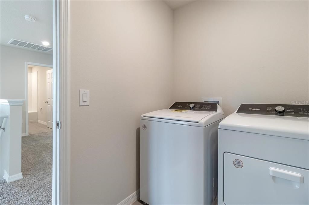 For Sale: $395,000 (4 beds, 3 baths, 2687 Square Feet)