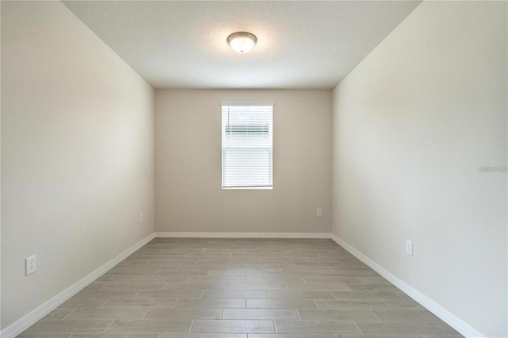 For Sale: $395,000 (4 beds, 3 baths, 2687 Square Feet)