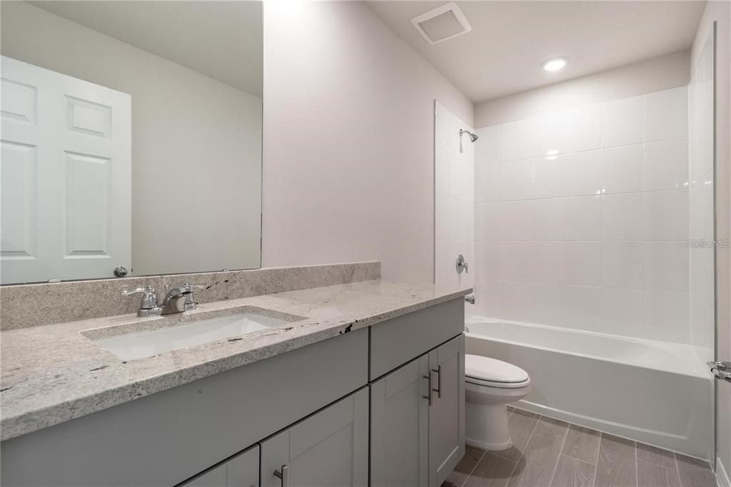 For Sale: $395,000 (4 beds, 3 baths, 2687 Square Feet)