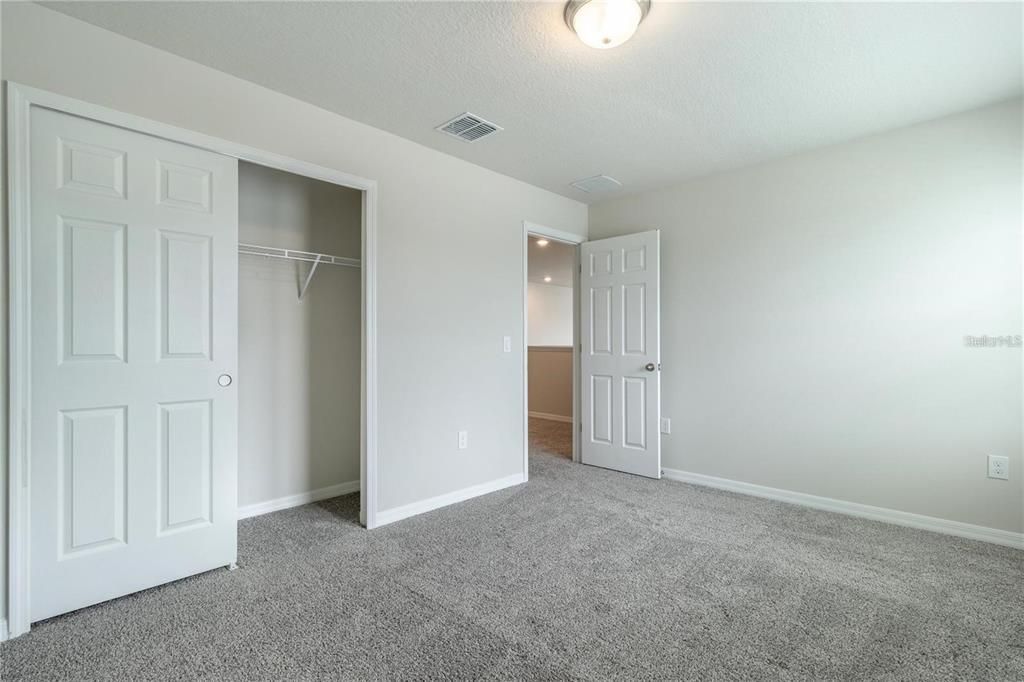 For Sale: $395,000 (4 beds, 3 baths, 2687 Square Feet)