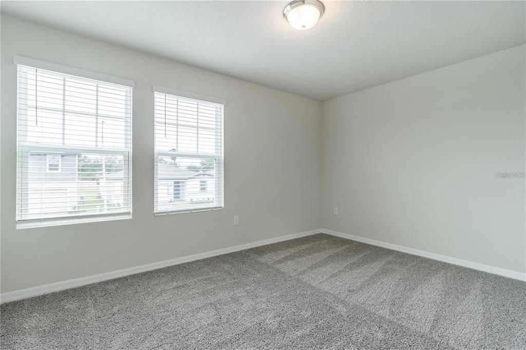 For Sale: $395,000 (4 beds, 3 baths, 2687 Square Feet)