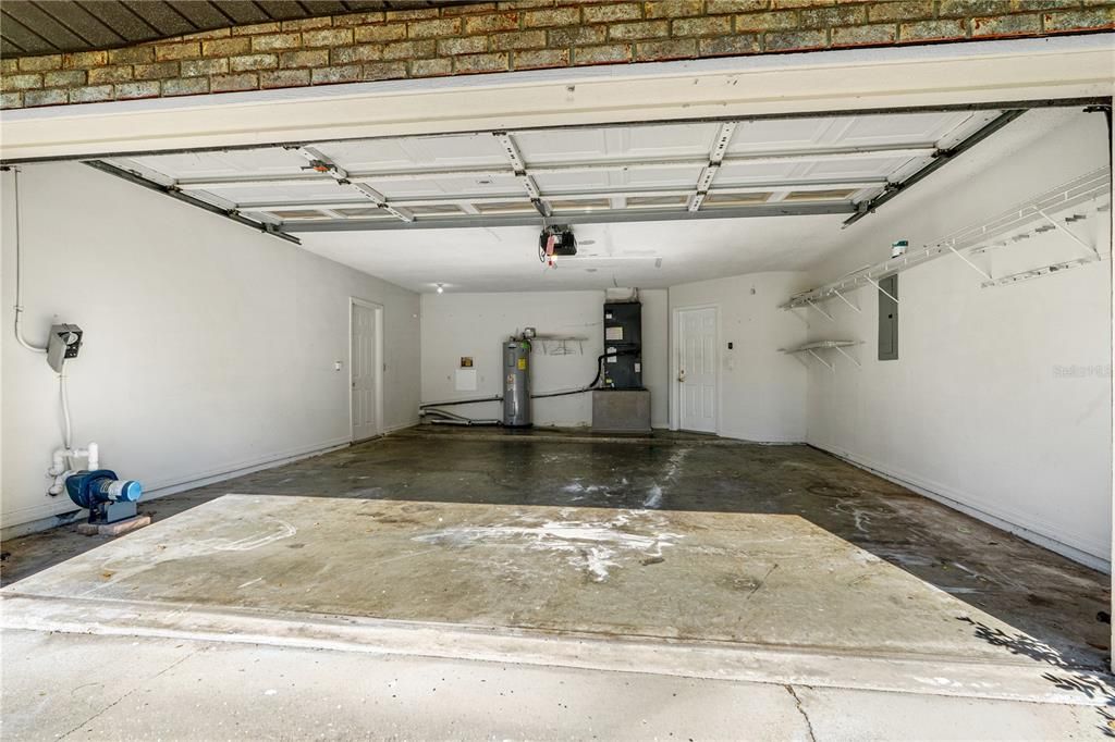 For Sale: $395,000 (4 beds, 2 baths, 1816 Square Feet)