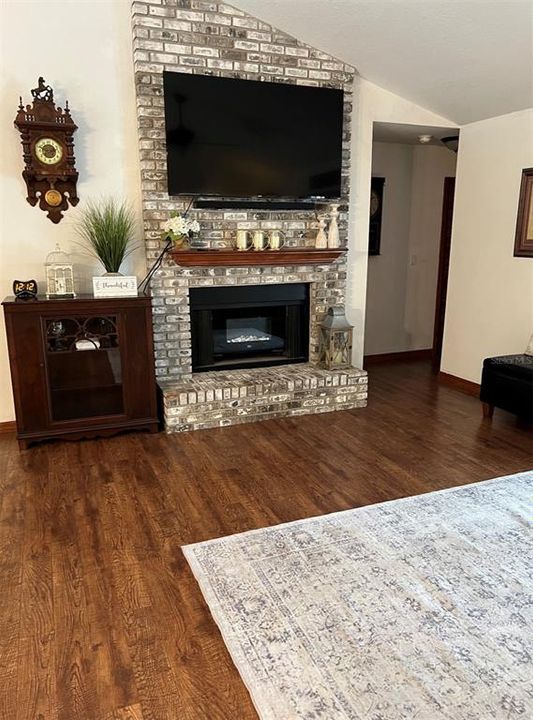 На продажу: $749,900 (3 спален, 3 ванн, 2561 Квадратных фут)