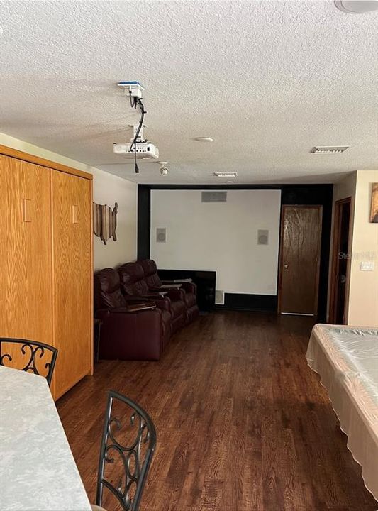 На продажу: $749,900 (3 спален, 3 ванн, 2561 Квадратных фут)