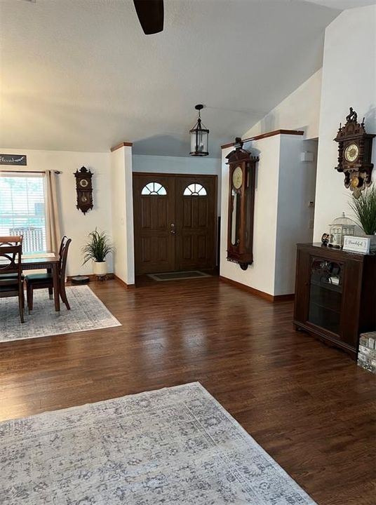 На продажу: $749,900 (3 спален, 3 ванн, 2561 Квадратных фут)