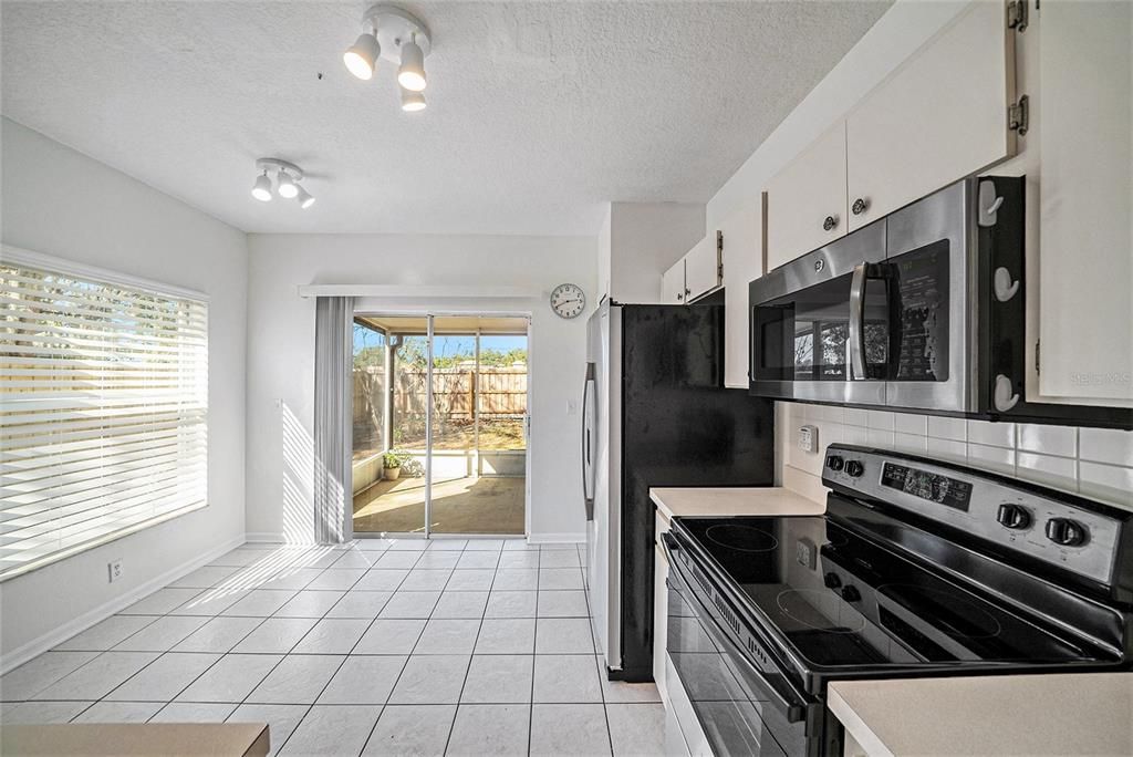 En Renta: $2,100 (3 camas, 2 baños, 1254 Pies cuadrados)