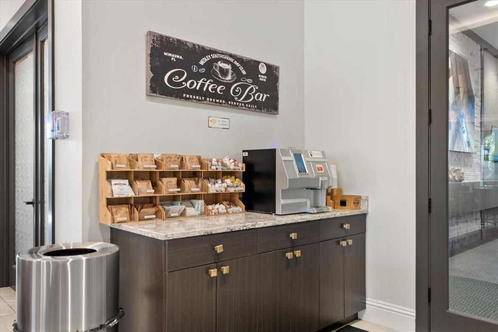 En Venta: $415,000 (3 camas, 2 baños, 2128 Pies cuadrados)