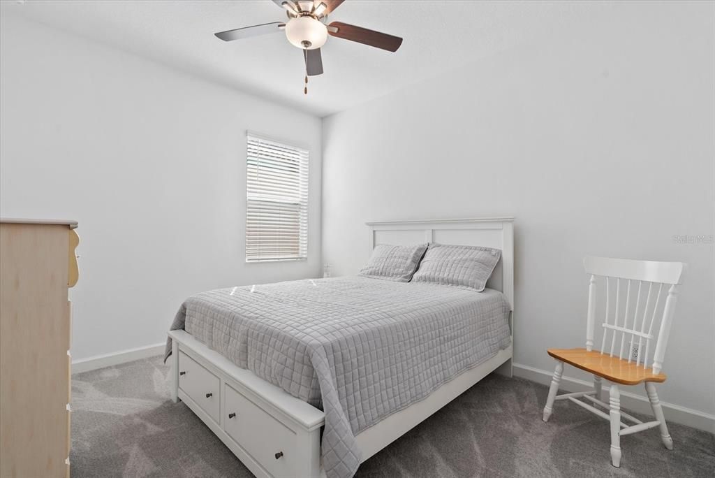 En Venta: $415,000 (3 camas, 2 baños, 2128 Pies cuadrados)