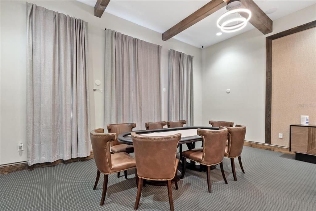 En Venta: $415,000 (3 camas, 2 baños, 2128 Pies cuadrados)