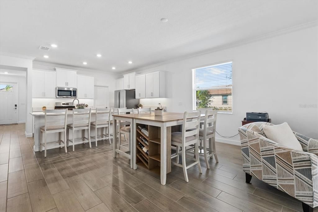 En Venta: $415,000 (3 camas, 2 baños, 2128 Pies cuadrados)