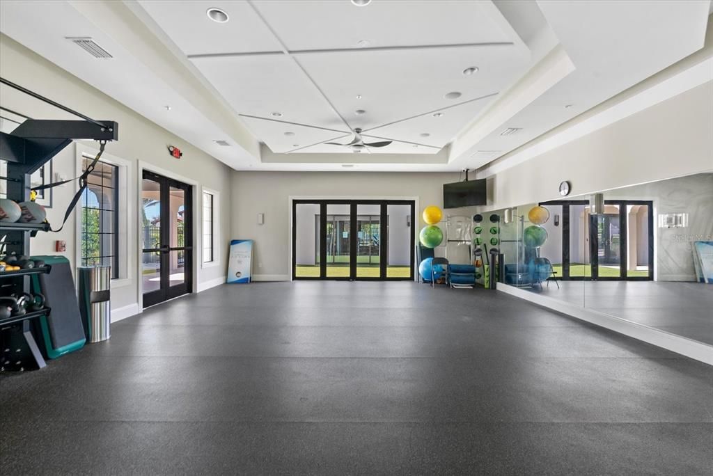 En Venta: $415,000 (3 camas, 2 baños, 2128 Pies cuadrados)