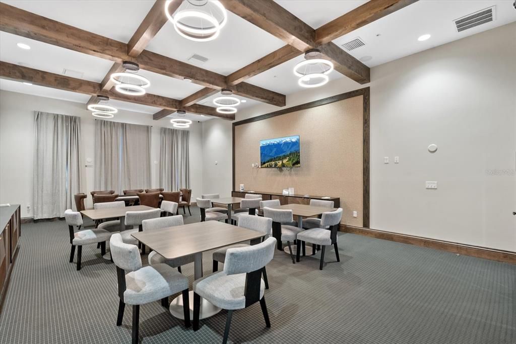 En Venta: $415,000 (3 camas, 2 baños, 2128 Pies cuadrados)