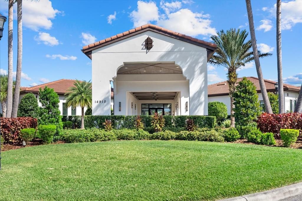 En Venta: $415,000 (3 camas, 2 baños, 2128 Pies cuadrados)