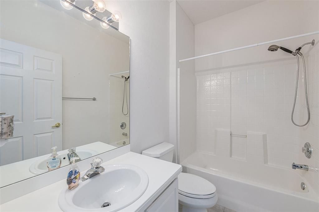 Active With Contract: $315,000 (2 beds, 2 baths, 1451 Square Feet)