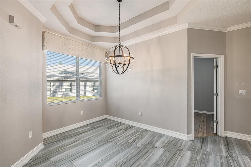 Active With Contract: $315,000 (2 beds, 2 baths, 1451 Square Feet)