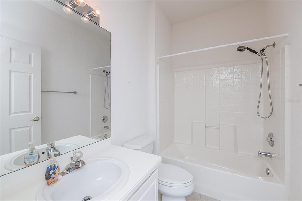 Active With Contract: $315,000 (2 beds, 2 baths, 1451 Square Feet)