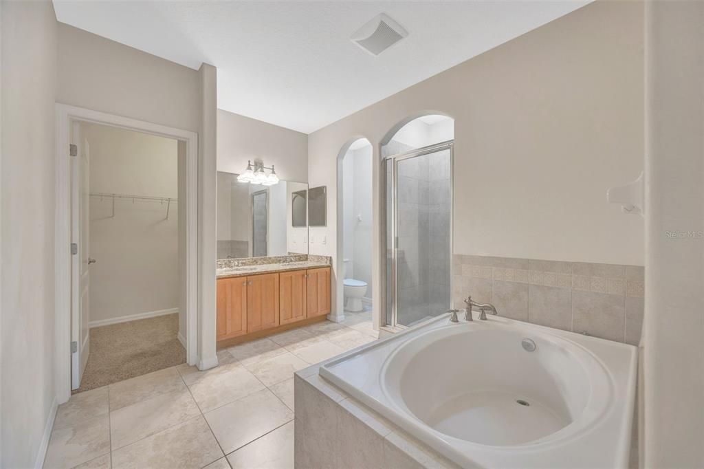 En Venta: $317,500 (2 camas, 2 baños, 1433 Pies cuadrados)