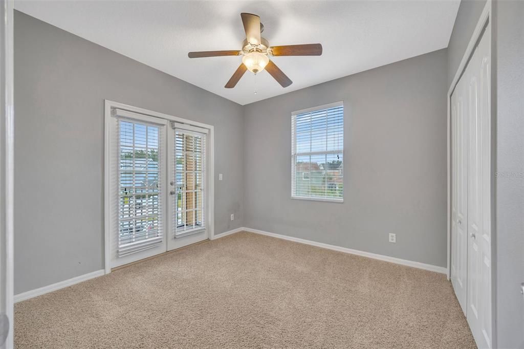 En Venta: $317,500 (2 camas, 2 baños, 1433 Pies cuadrados)