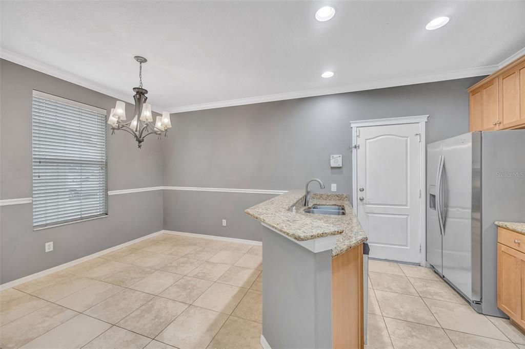 En Venta: $317,500 (2 camas, 2 baños, 1433 Pies cuadrados)