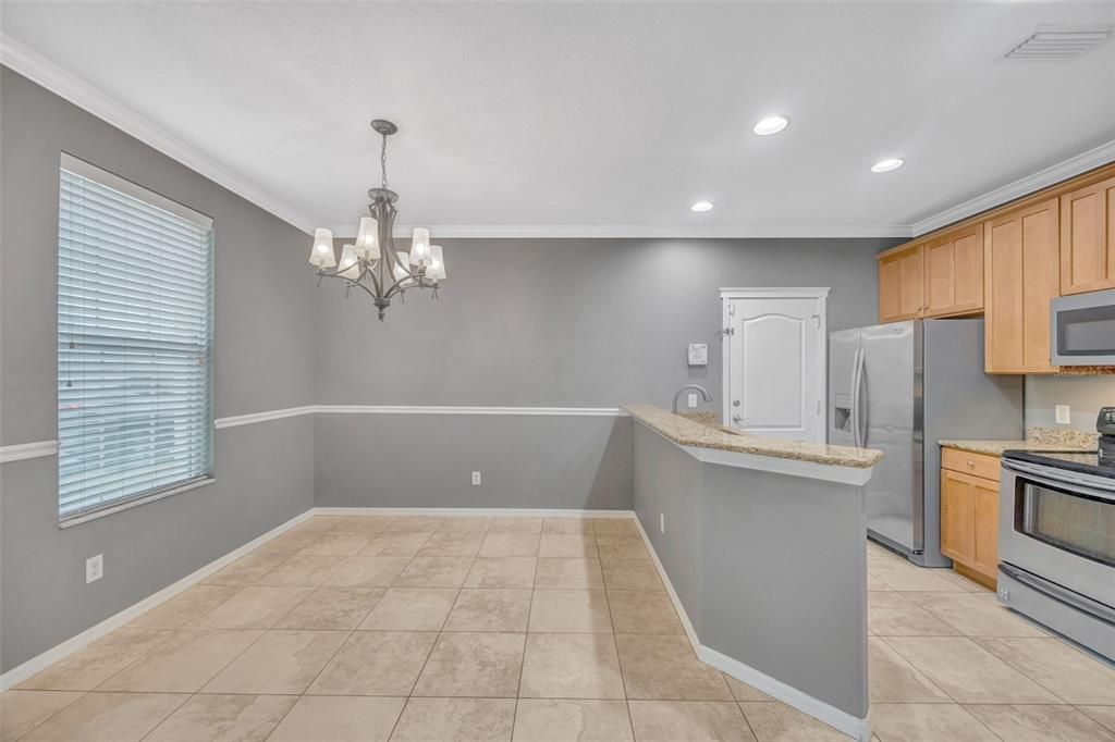 En Venta: $317,500 (2 camas, 2 baños, 1433 Pies cuadrados)