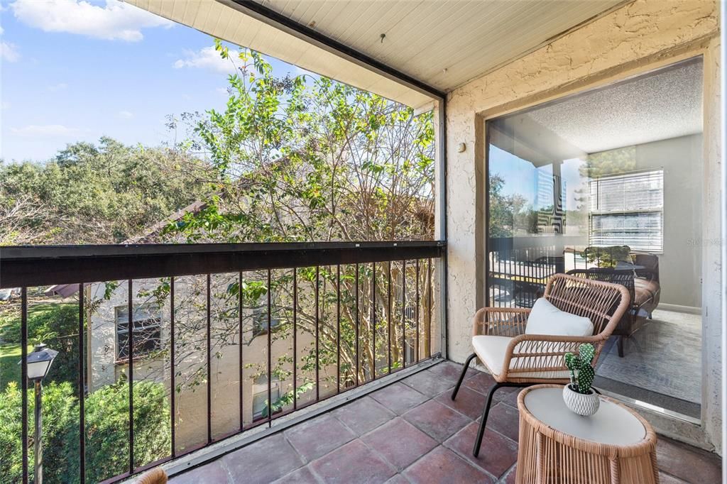 For Sale: $139,500 (2 beds, 1 baths, 994 Square Feet)