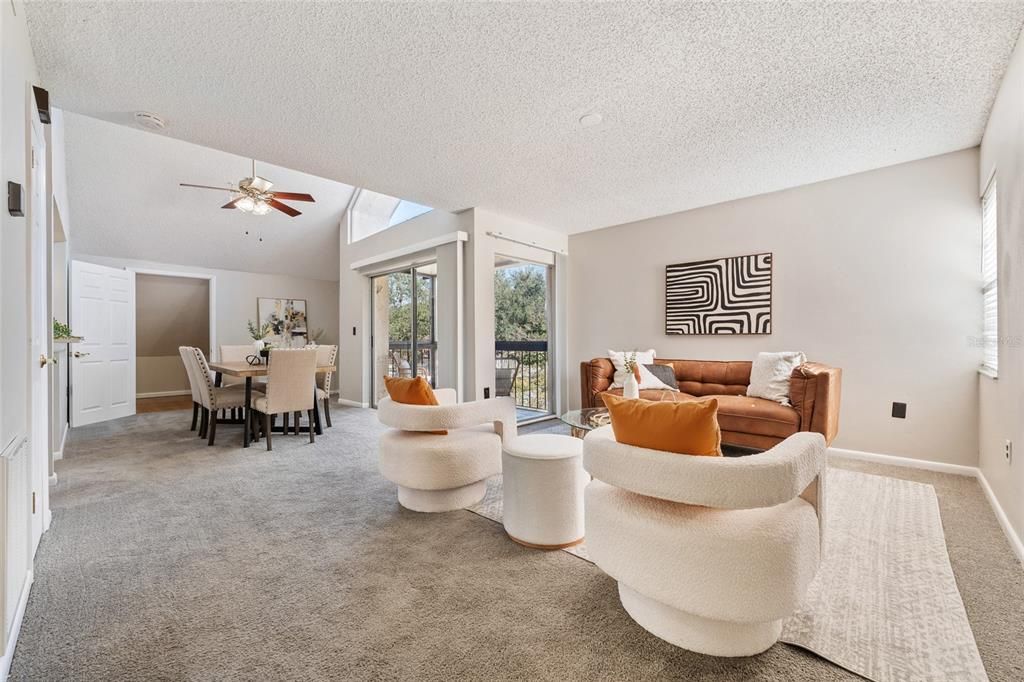 For Sale: $139,500 (2 beds, 1 baths, 994 Square Feet)