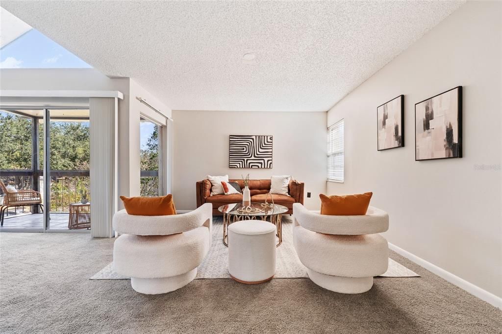 For Sale: $139,500 (2 beds, 1 baths, 994 Square Feet)