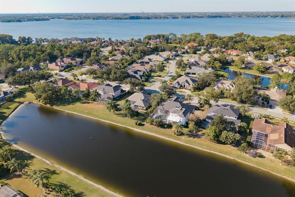 En Venta: $925,000 (4 camas, 3 baños, 3059 Pies cuadrados)