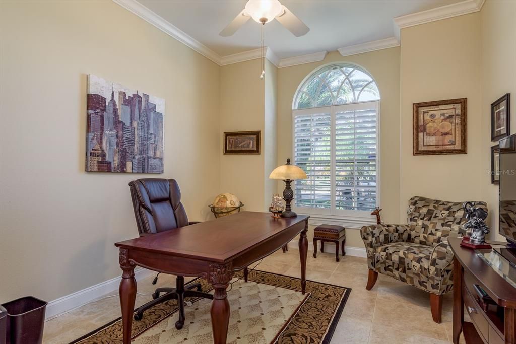 En Venta: $925,000 (4 camas, 3 baños, 3059 Pies cuadrados)