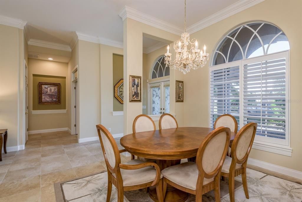 En Venta: $925,000 (4 camas, 3 baños, 3059 Pies cuadrados)